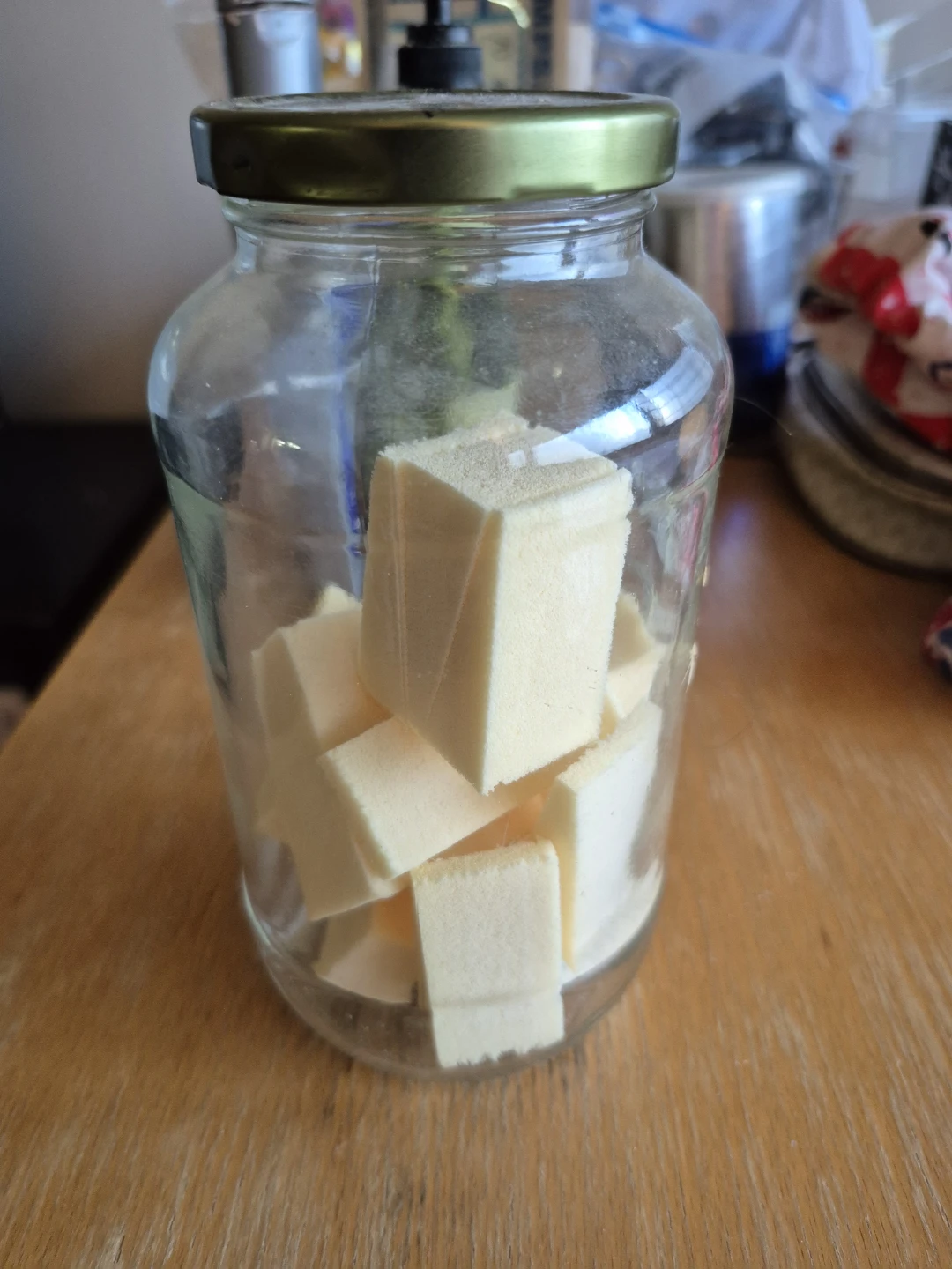 Makeup Sponges in Jar