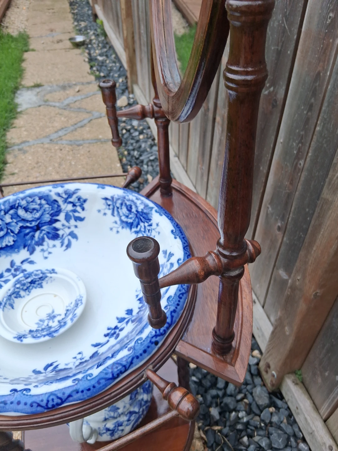 Antique Wash Stand with Mirror and Ceramic Basin - photo 4