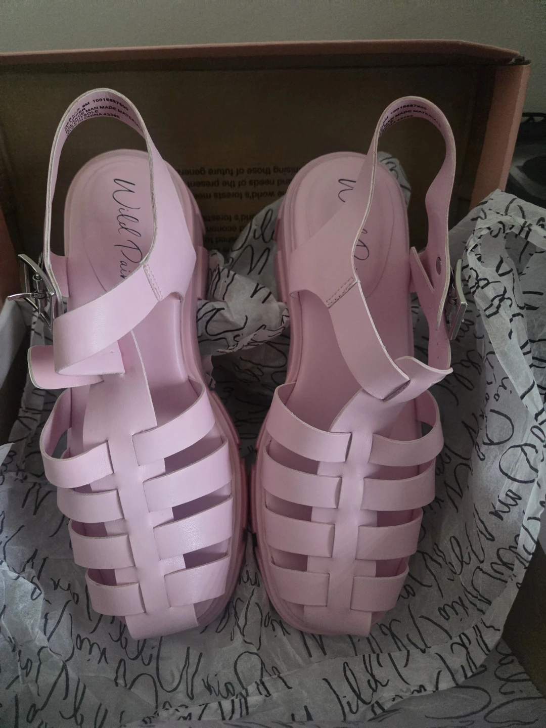 Wild Pair Pink Fisherman Sandals - photo 2
