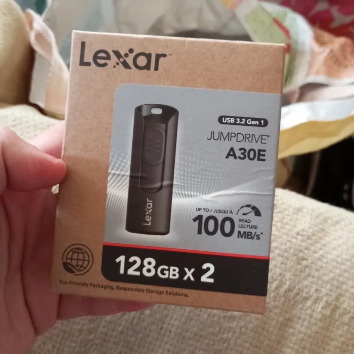 Lexar JumpDrive A30E USB 3.2 Gen 1 Flash Drive