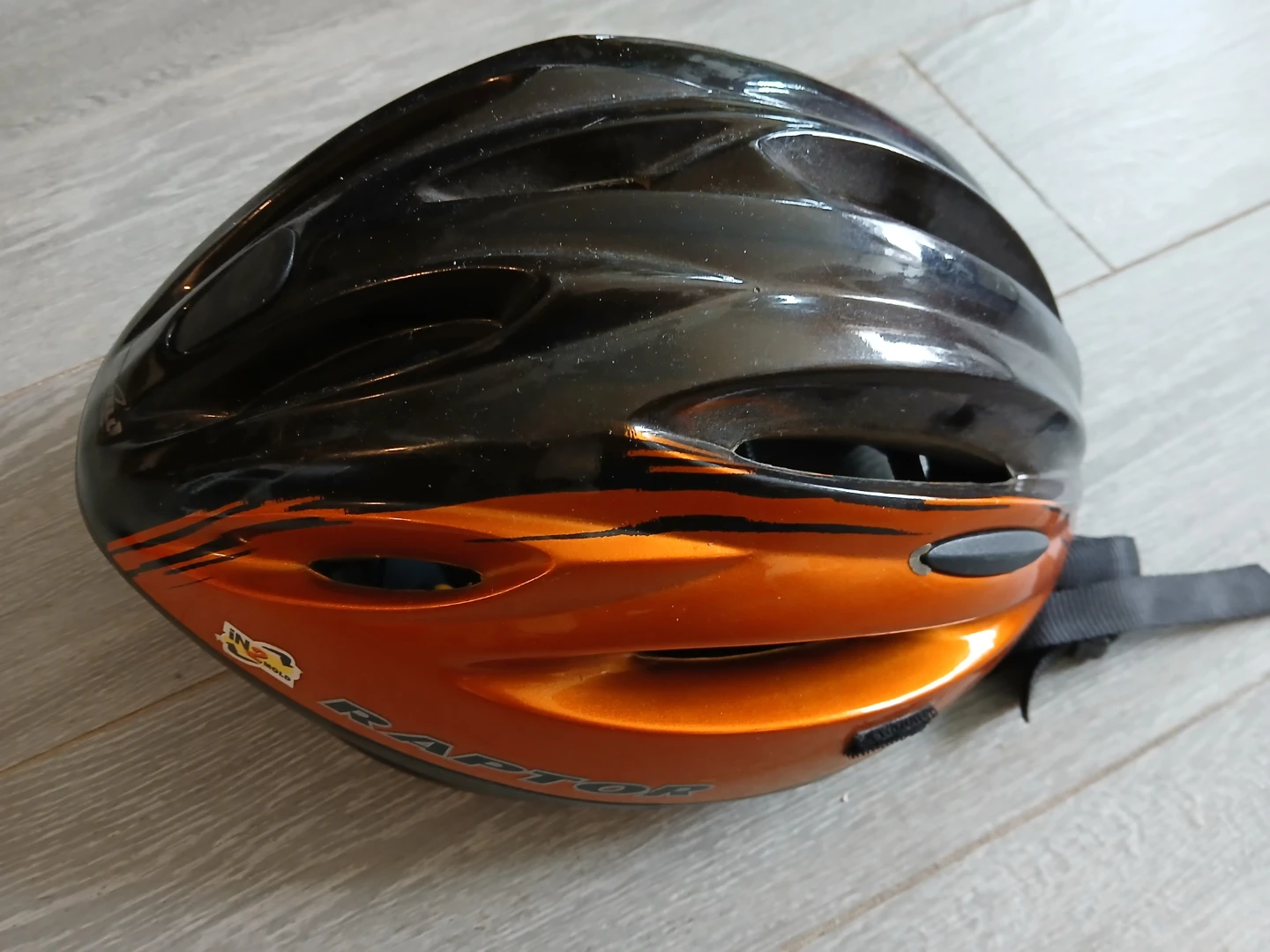 Locxwell Raptor Kids Bike Helmet available. Firm price.