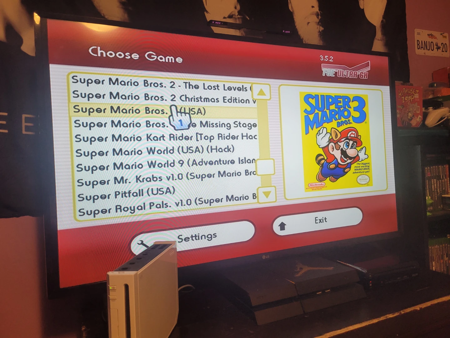 Wii with preloaded games - photo 2