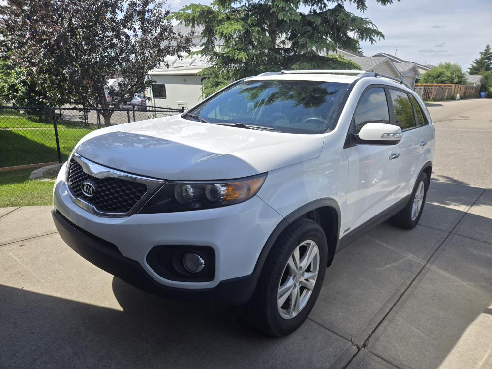 White 2012 Kia Sorento - photo 3