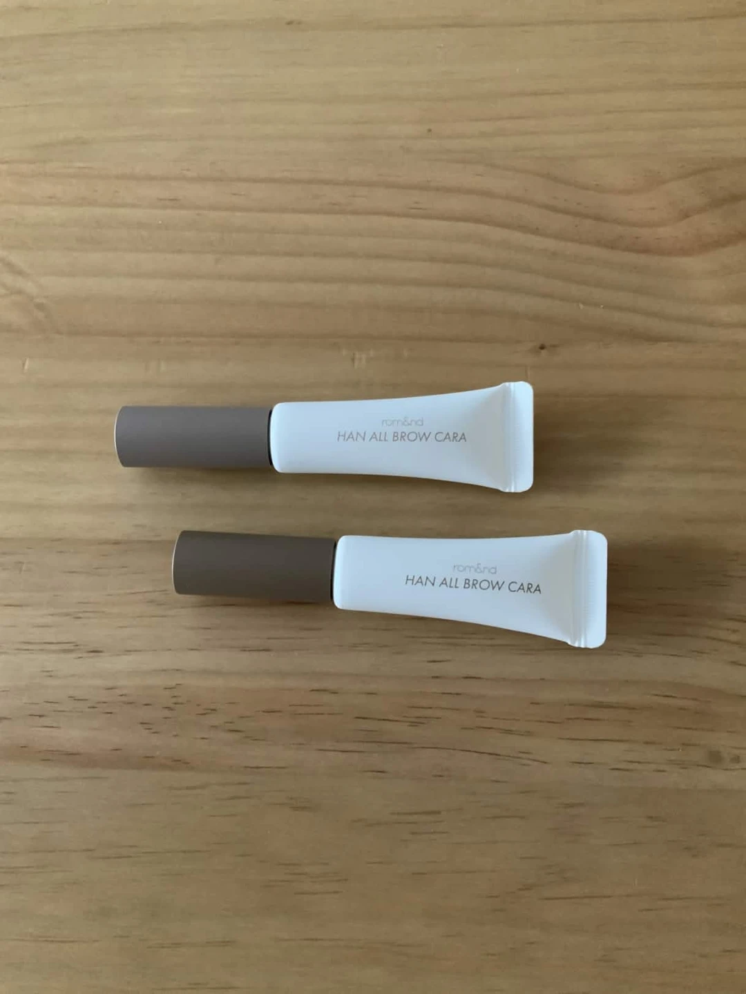 romand brow mascara