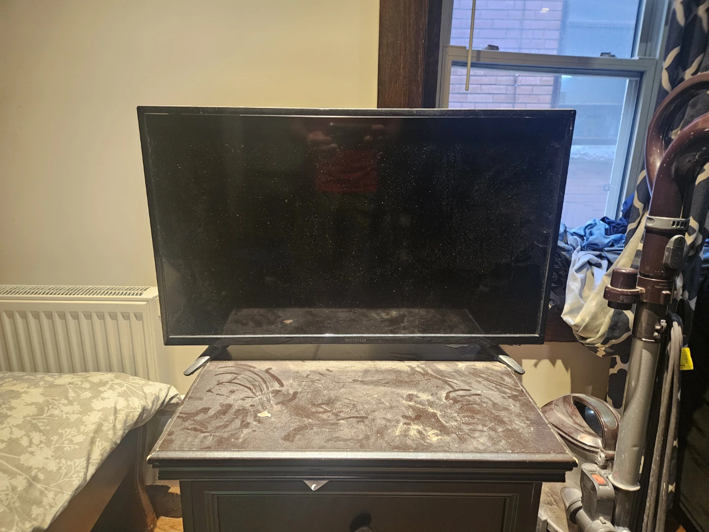Insignia TV