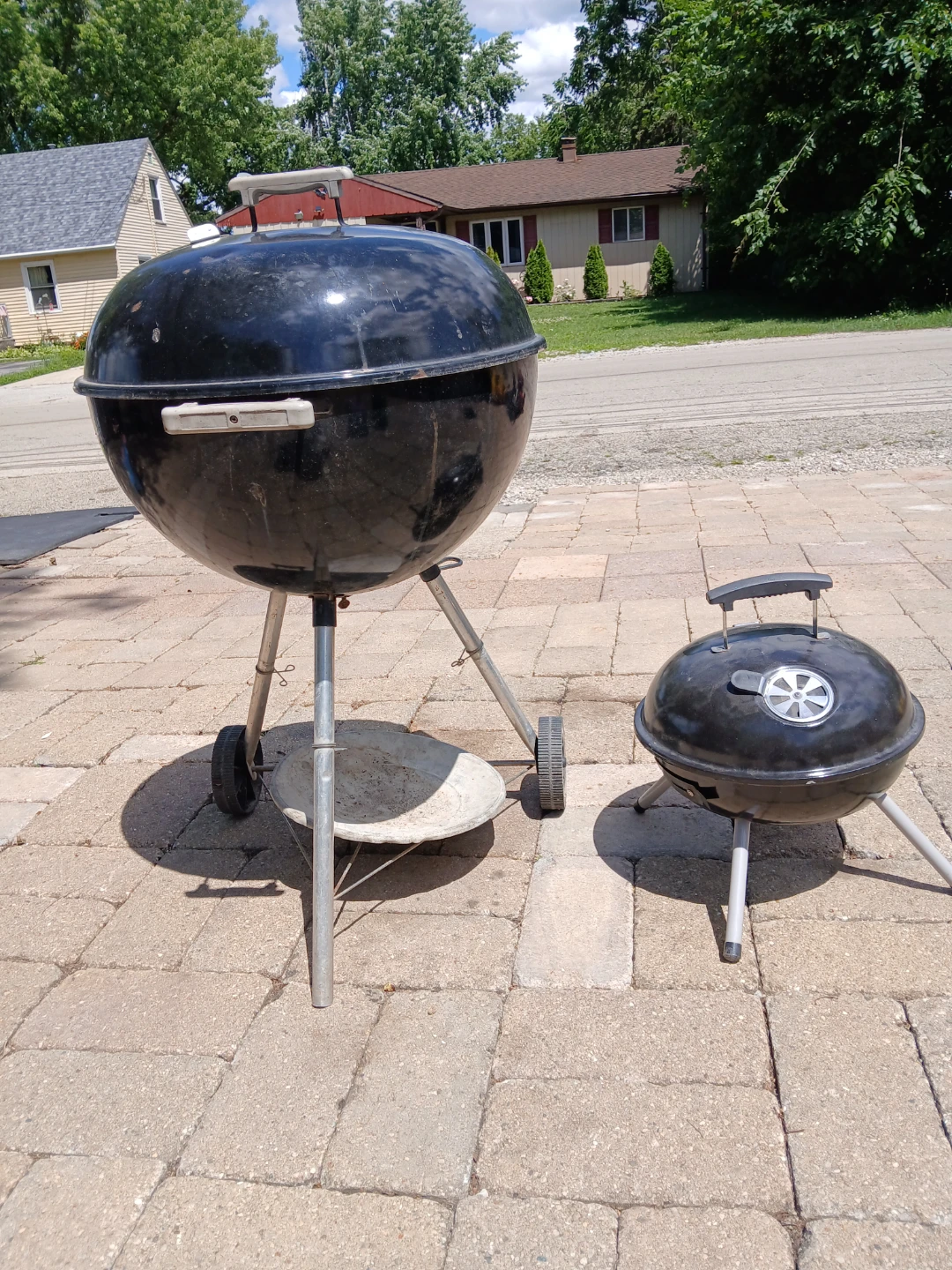 Black Weber Kettle Grill