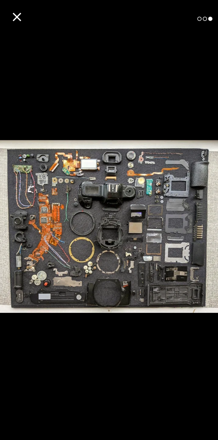 📷 Deconstructed Canon Rebel EOS - photo 2