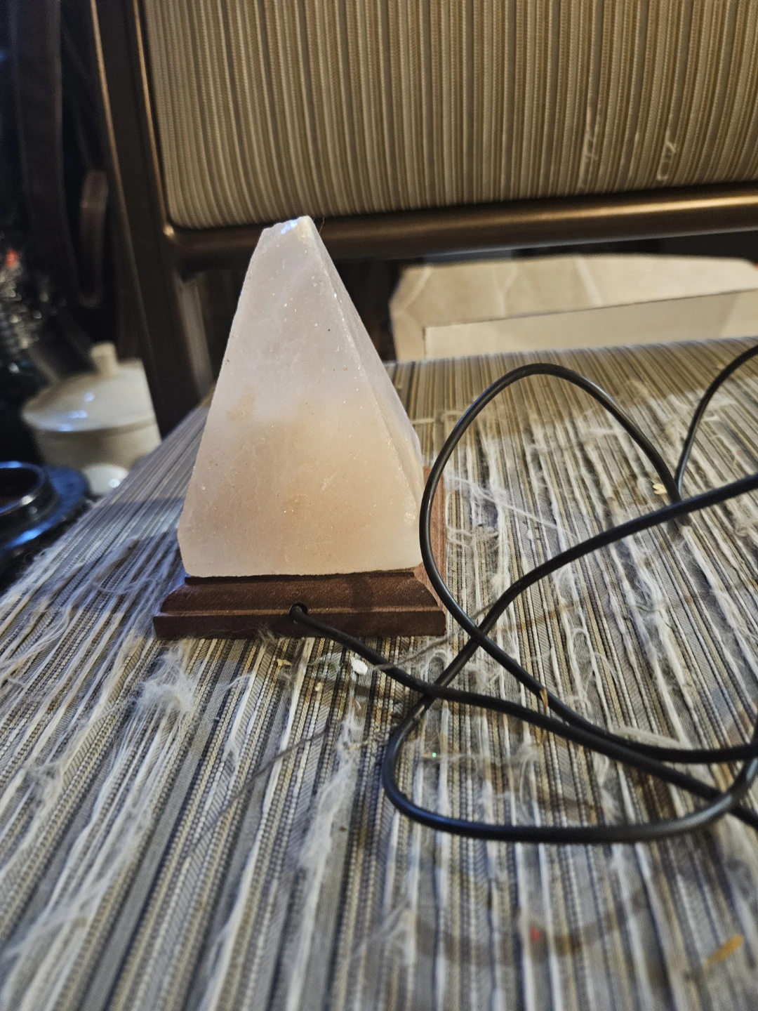 Pyramid Himalayan Salt Lamp - photo 2