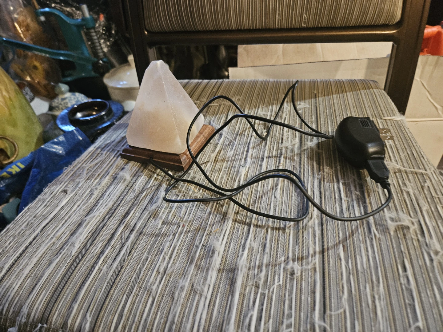 Pyramid Himalayan Salt Lamp - photo 3