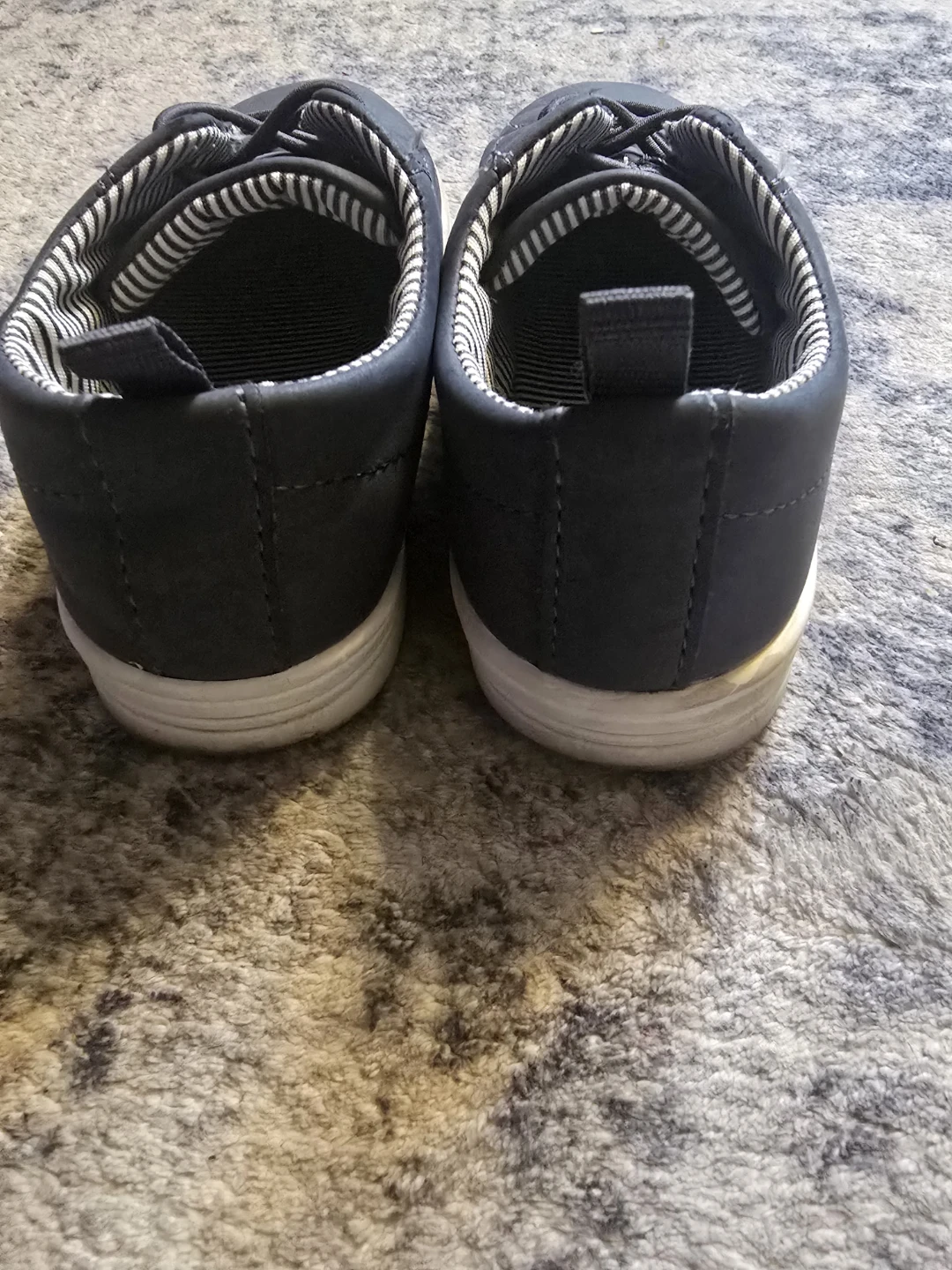 OshKosh B'gosh Boys "Putney" Shoes Size 11M - photo 3