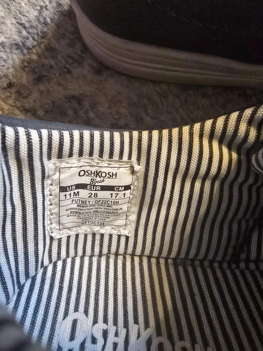OshKosh B'gosh Boys "Putney" Shoes Size 11M - photo 5