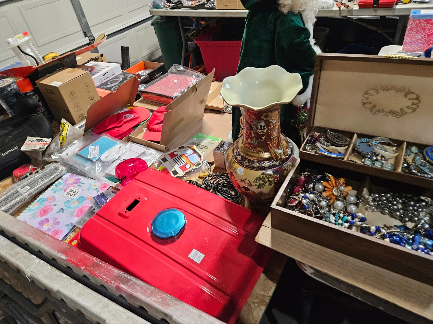 Garage Sale Applewood Drive SE Saturday and Sunday - photo 5