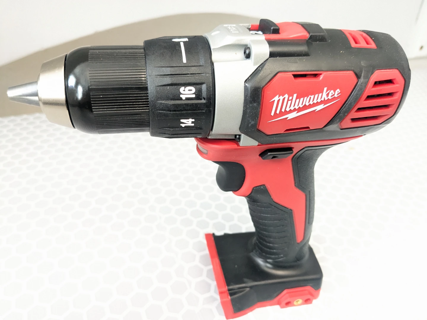 M18 Milwaukee Cordless 1/2" Drill Driver  ⚽ - photo 5