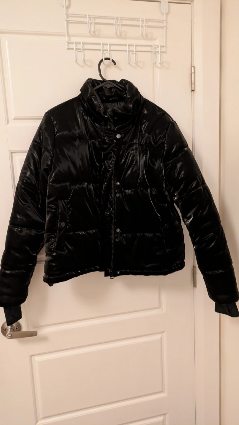 Forever 21 Black Shiny Puffer Jacket