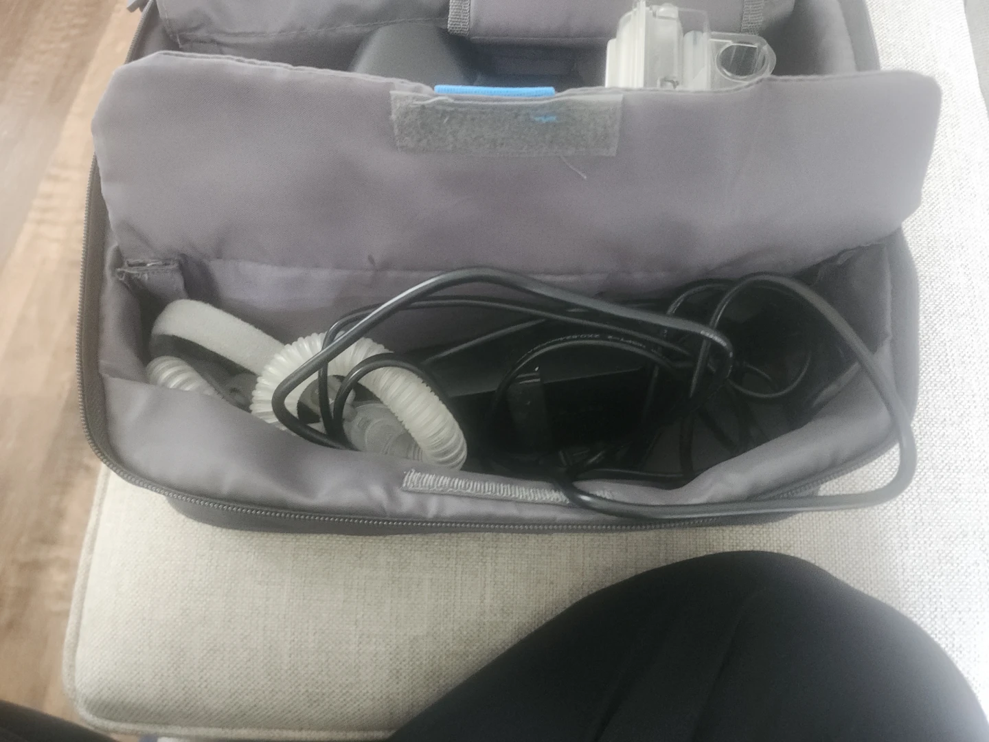 ResMed airsense 10 CPAP Machine and Accessories Travel Bag - photo 3