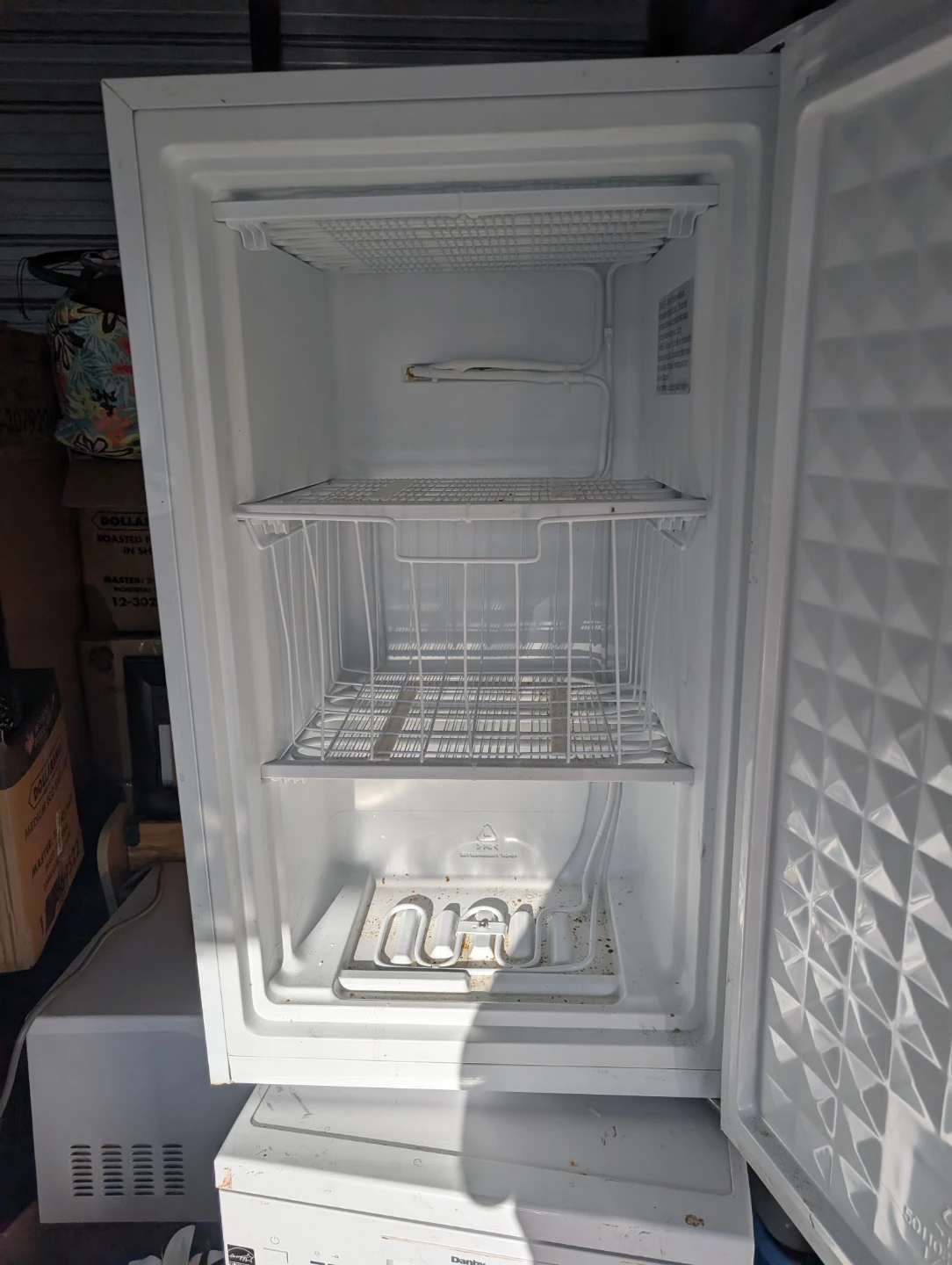 Arctic King Mini Fridge - photo 3