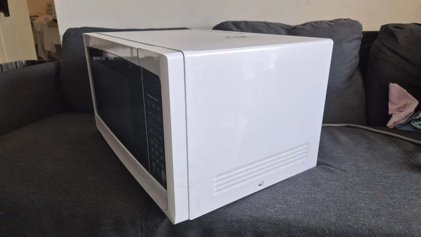 Hamilton Beach Microwave Oven - photo 5