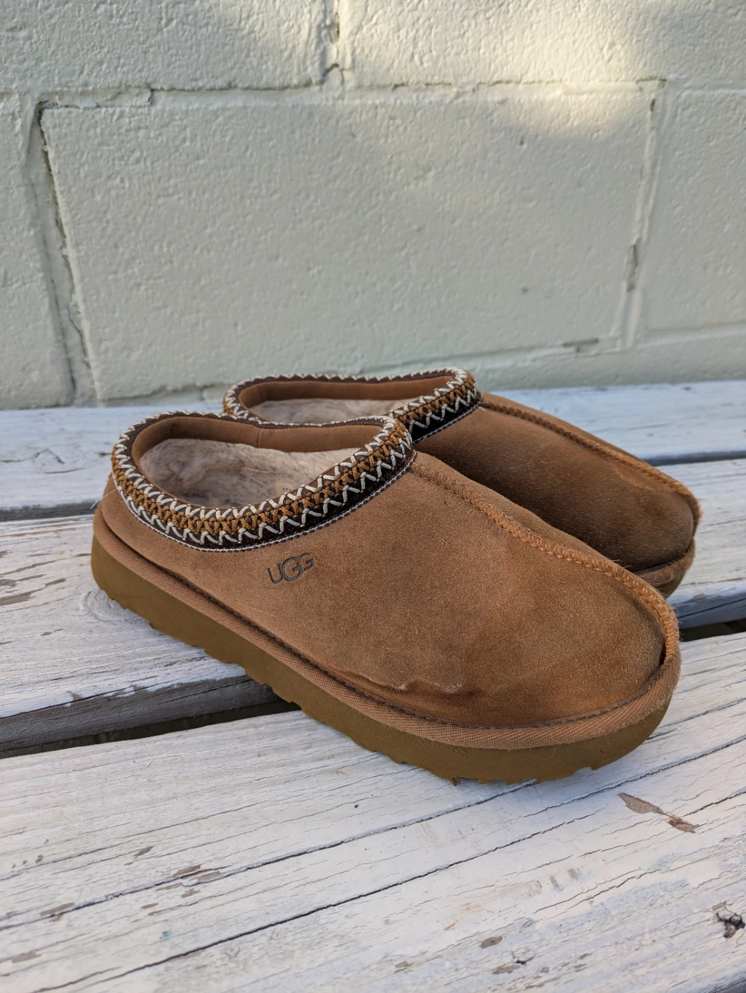 UGG Brown Suede Shearling Lined Slippers - photo 2