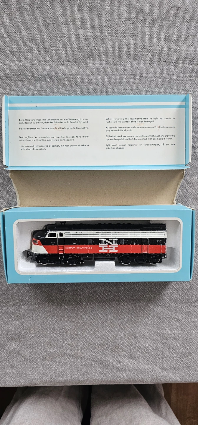 Märklin 3062 New Haven Diecast Locomotive - photo 5