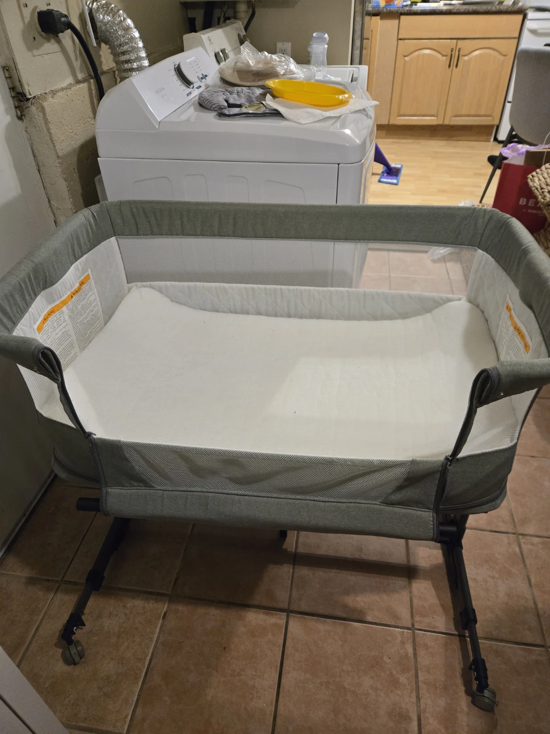 Grey Bassinet with Mattress ⚽ - photo 3