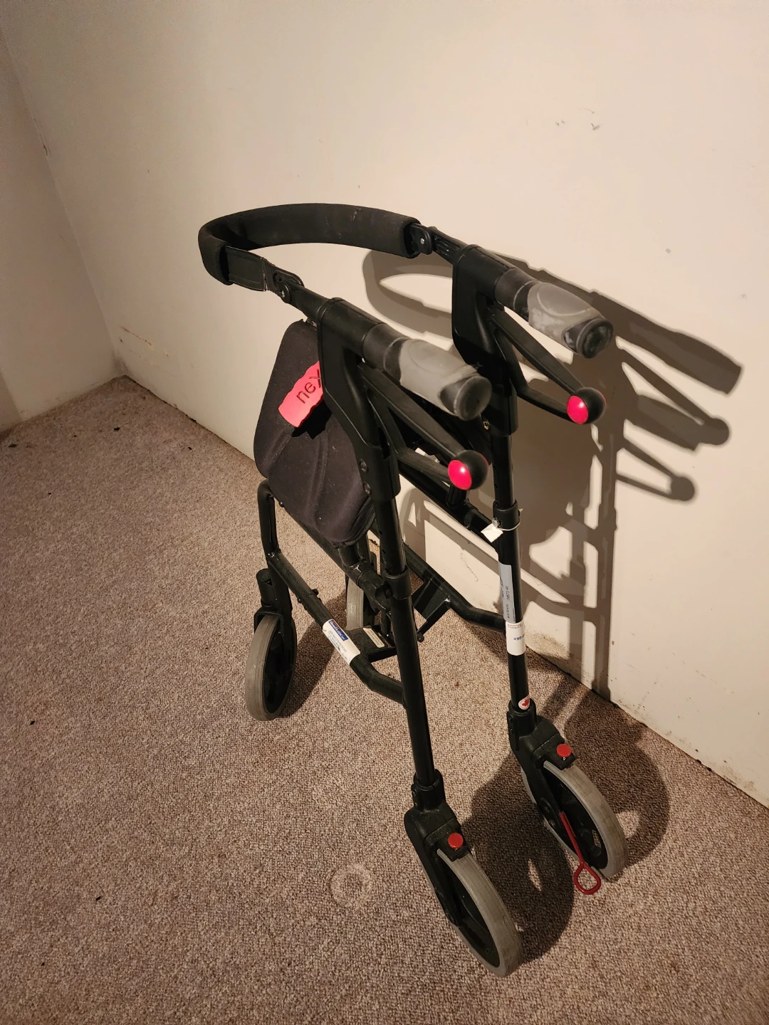 Human Care NeXus Rollator - photo 3
