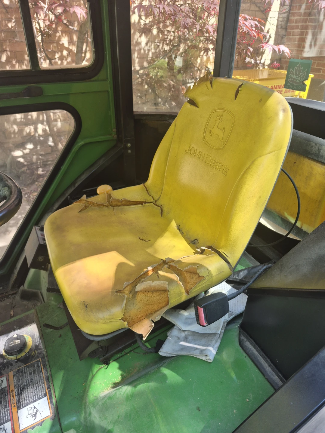 John Deere X595 Lawn Tractor with SnowEx Spreader - photo 4