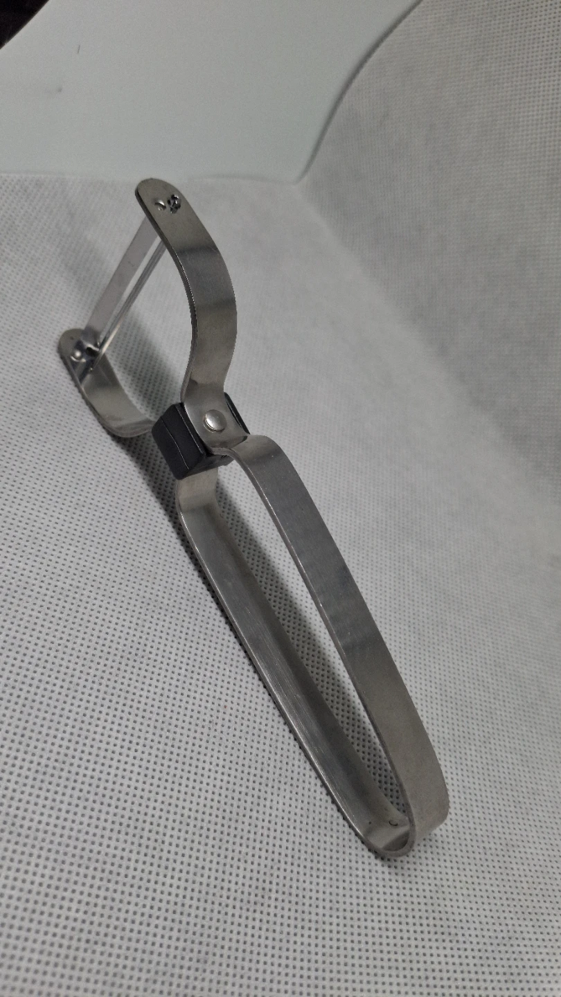 Stainless Steel Swivel Peeler - photo 3
