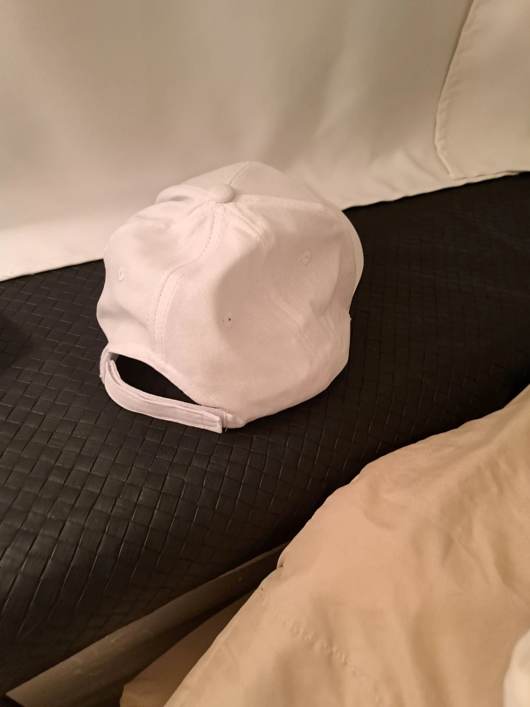 White Baseball Cap with American Flag Design - photo 2