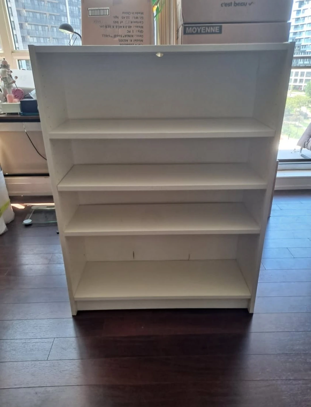 White mini book shelf