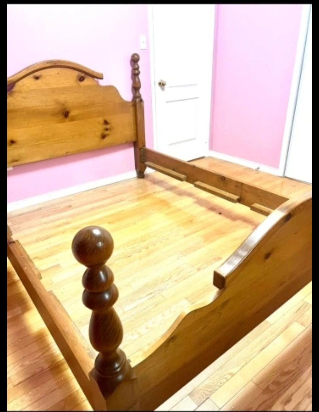 Wooden bed frame - photo 2