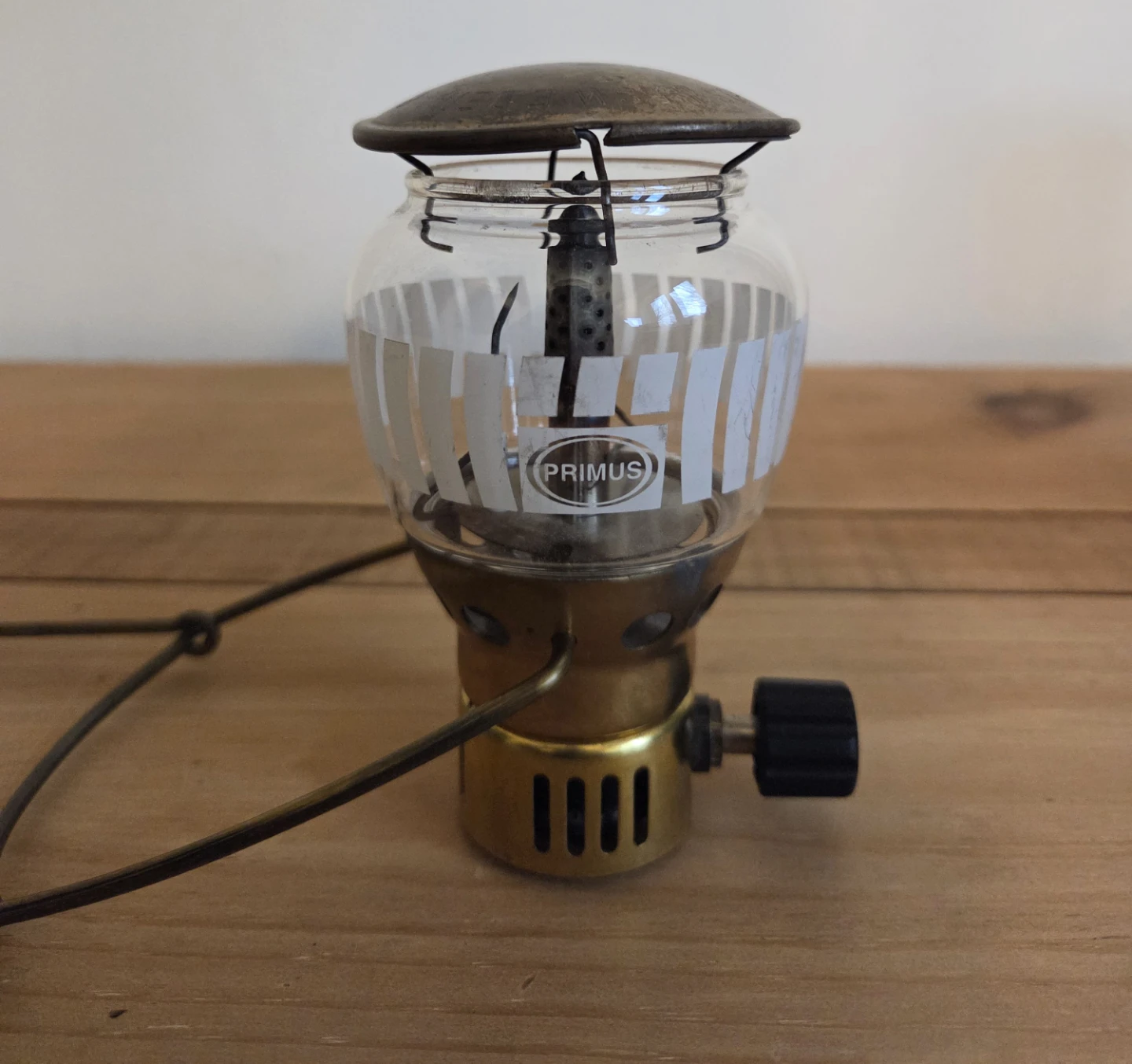 Vintage Primus Classic Trekklite PCT 3230 Brass Butane Lantern - photo 3