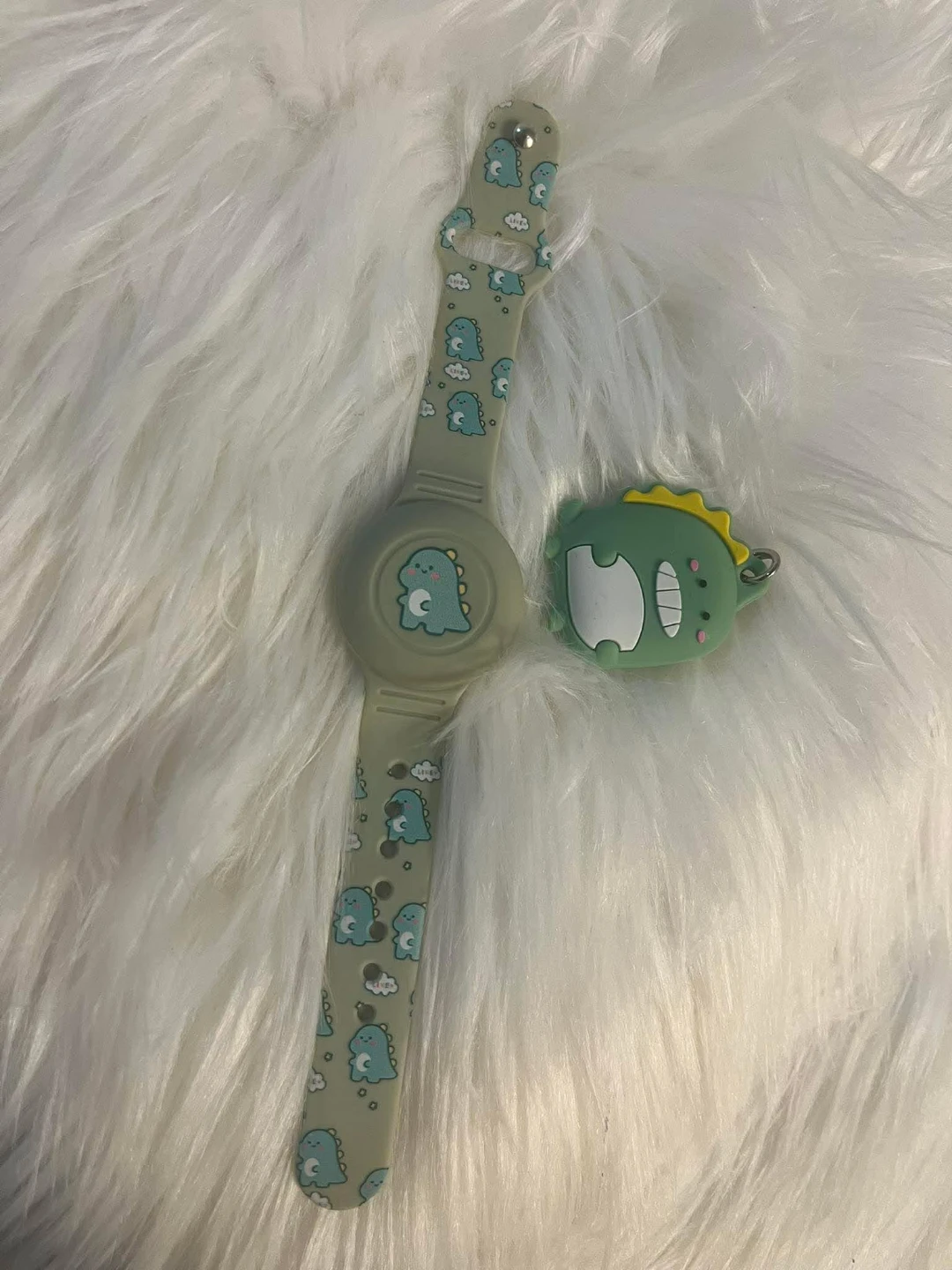 Kids Dinosaur AirTag Wristband and Charm Set - photo 2