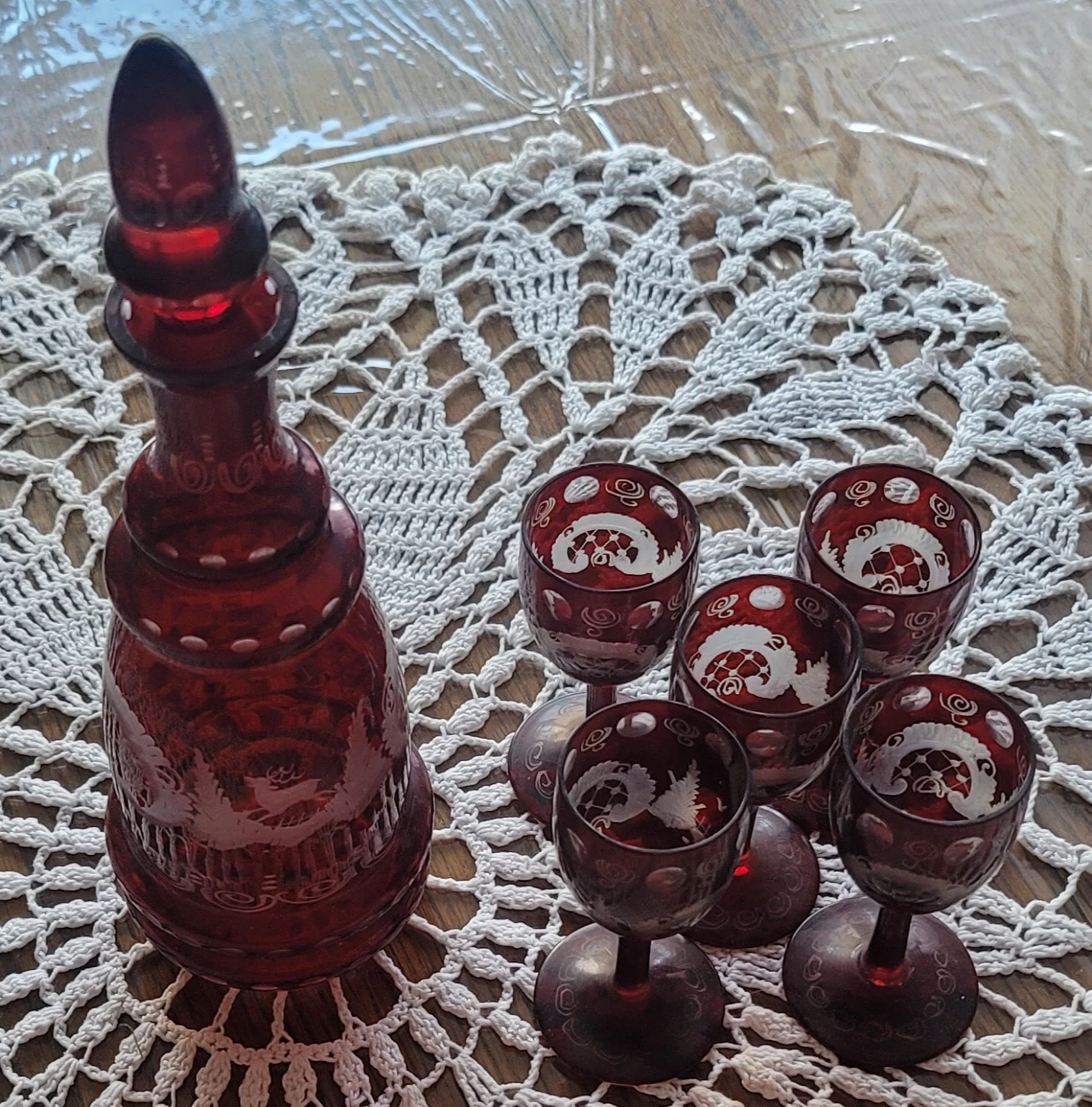 Vintage Red Glass Decanter and Glasses Set - photo 2