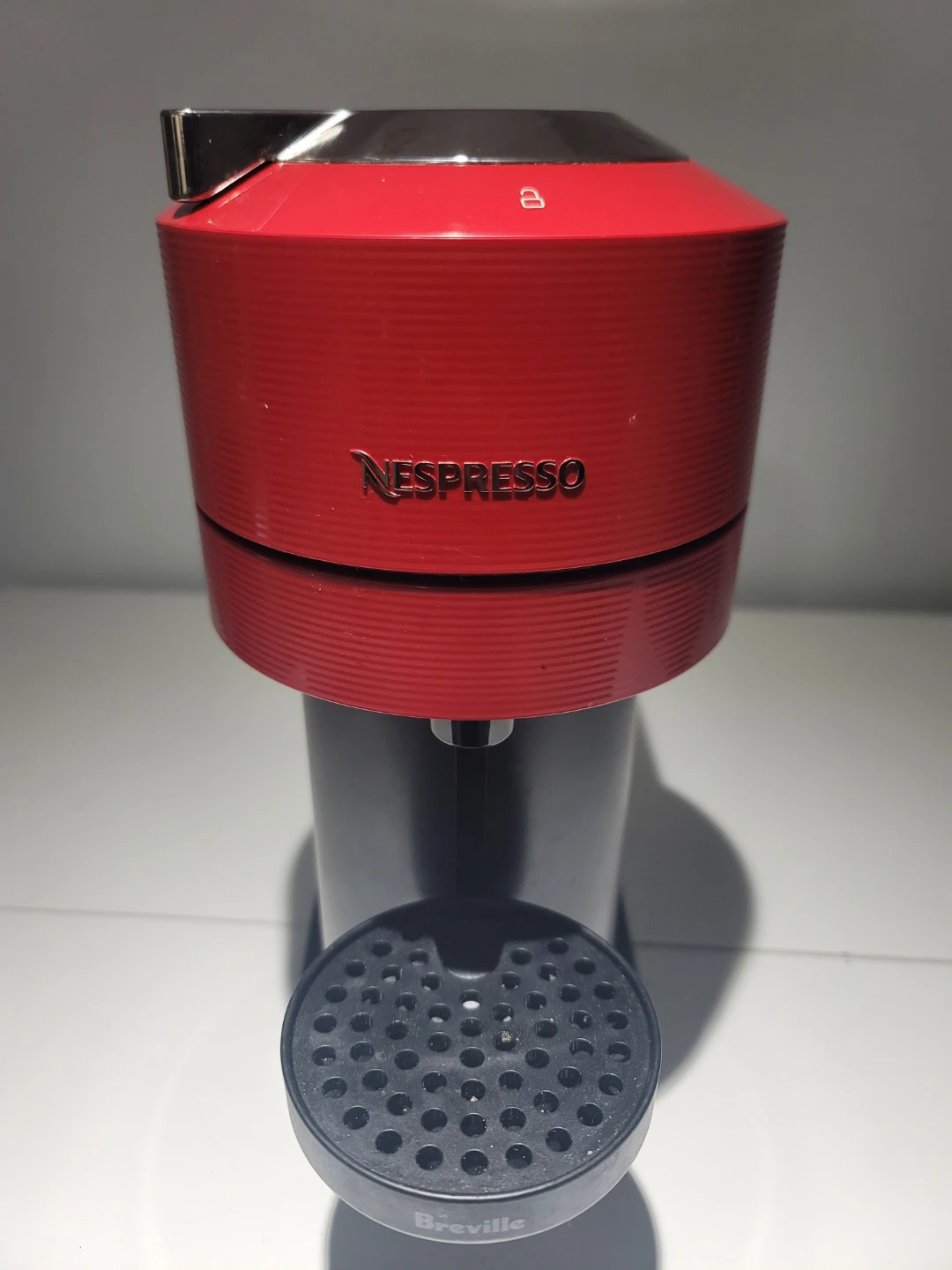 Nespresso Vertuo Coffee Machine - Red