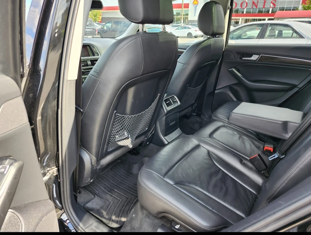 Audi Q5 Black SUV - photo 5