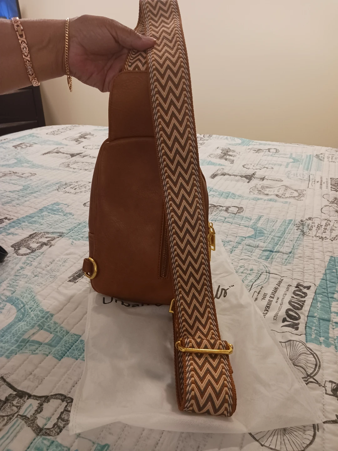 Urban Expressions Brown Faux Leather Crossbody Bag - photo 2