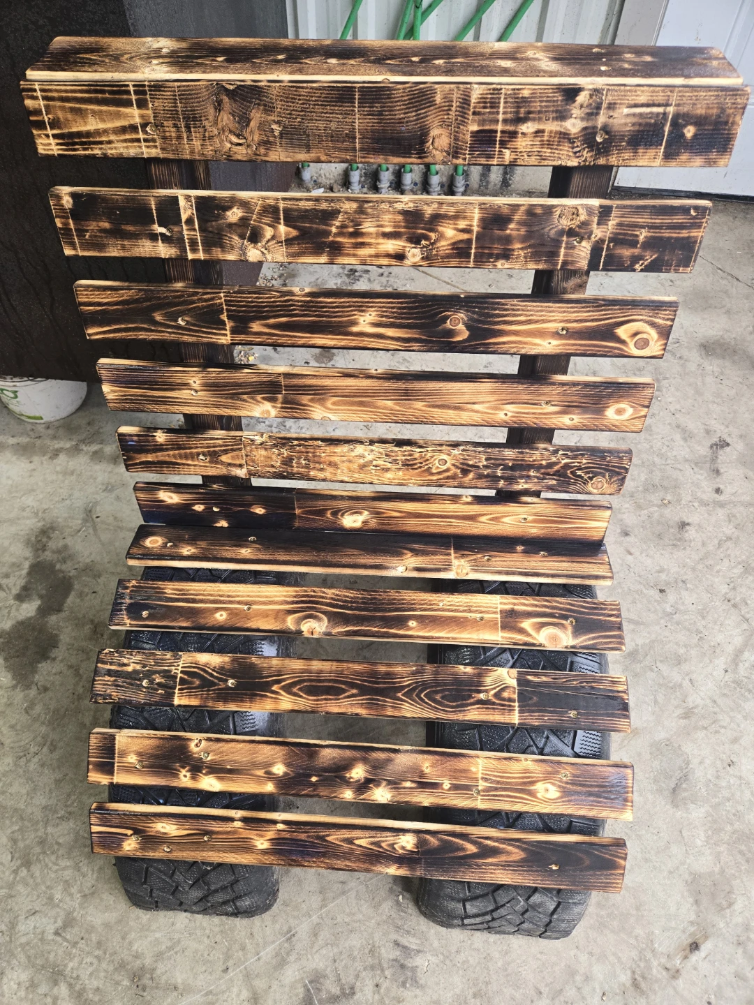 Wooden Pallet Bench with Tire Legs - photo 4