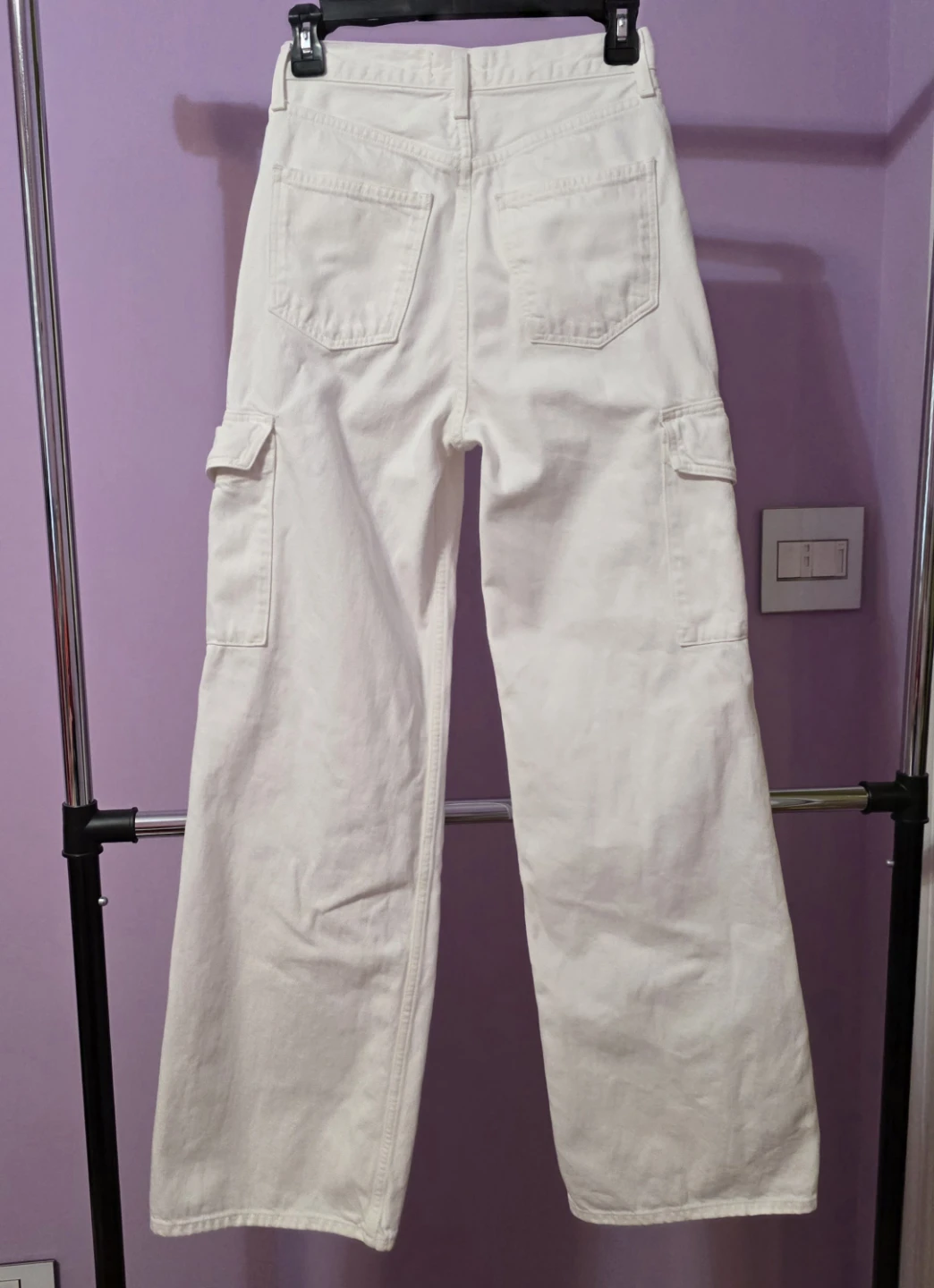 AGOLDE White Cargo Pants - Size 24 - photo 2