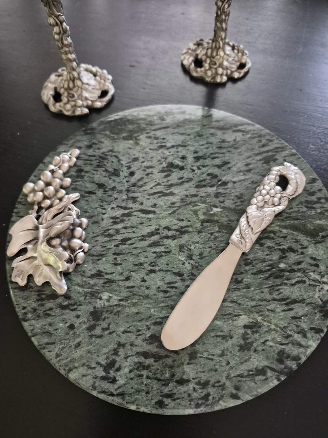 Ornate Pewter Grape-Themed Wine Glasses and Cheese Board Set - photo 3