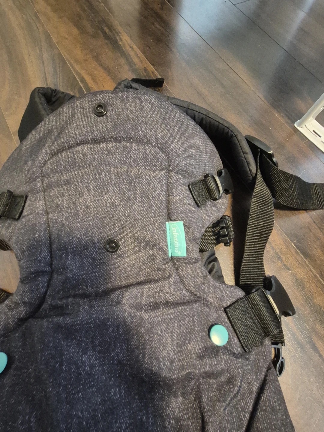 Infantino Baby Carrier - photo 2