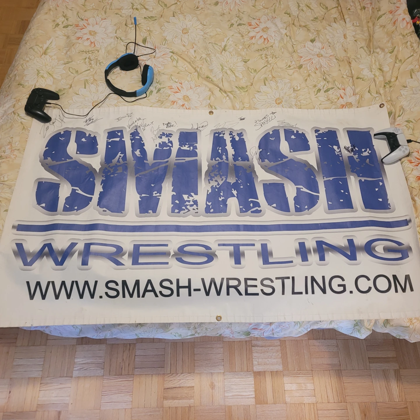 Smash Wrestling Banner