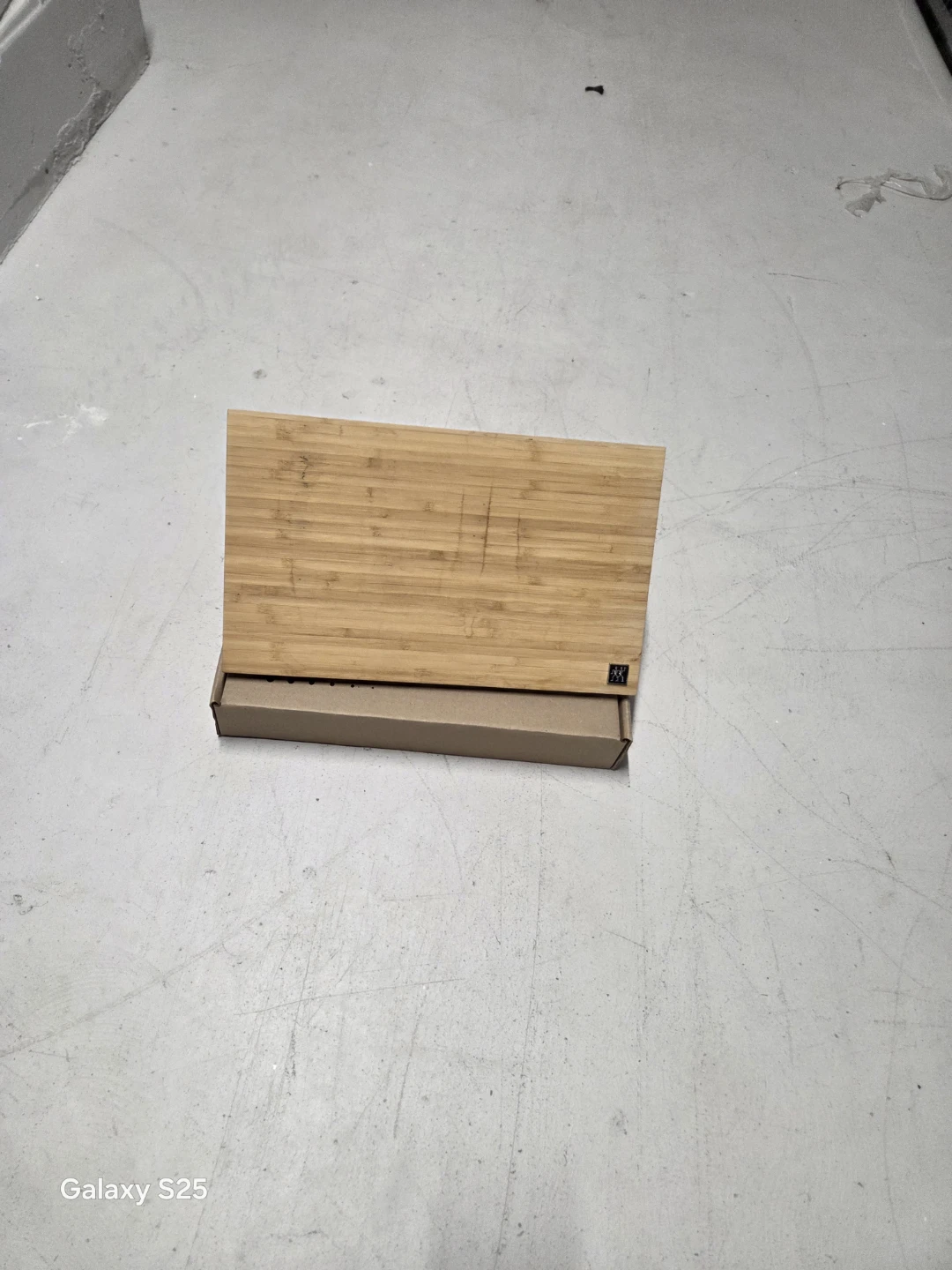 Bamboo Cutting Board Holder Stand - photo 2