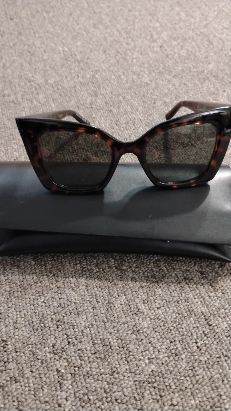 Saint Laurent Sunglasses - photo 3