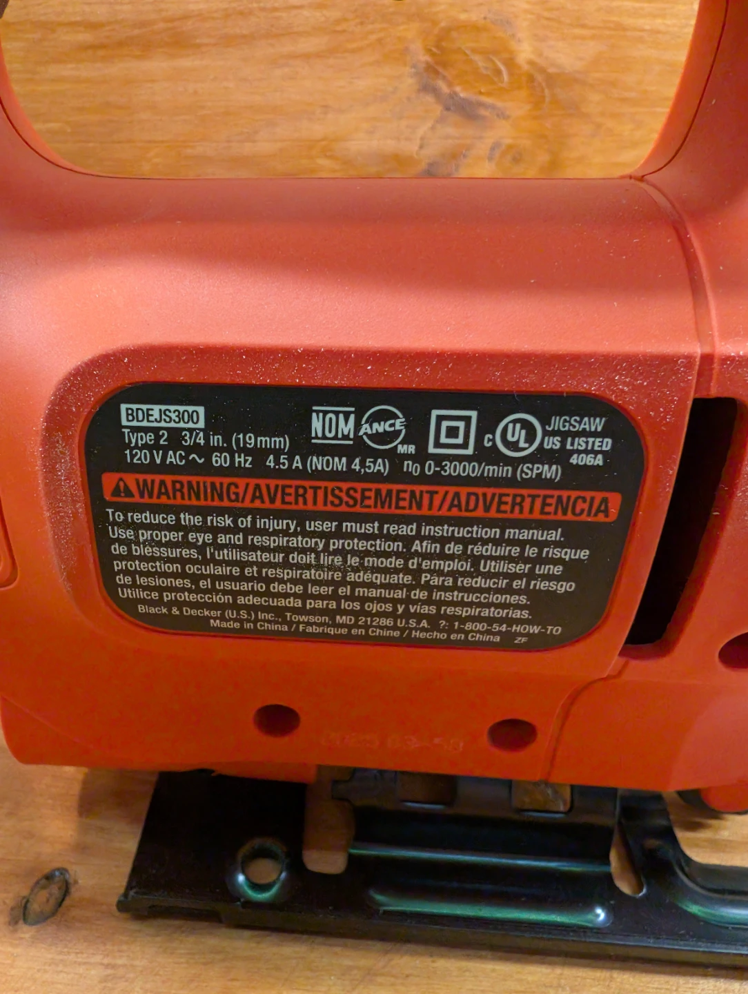Black+Decker 4.5 AMP Jigsaw BDEJS300 - photo 3