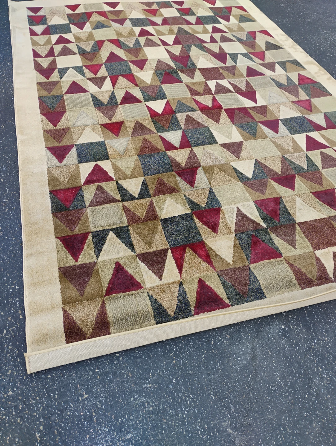 Area Rug - Geometric Pattern - photo 3