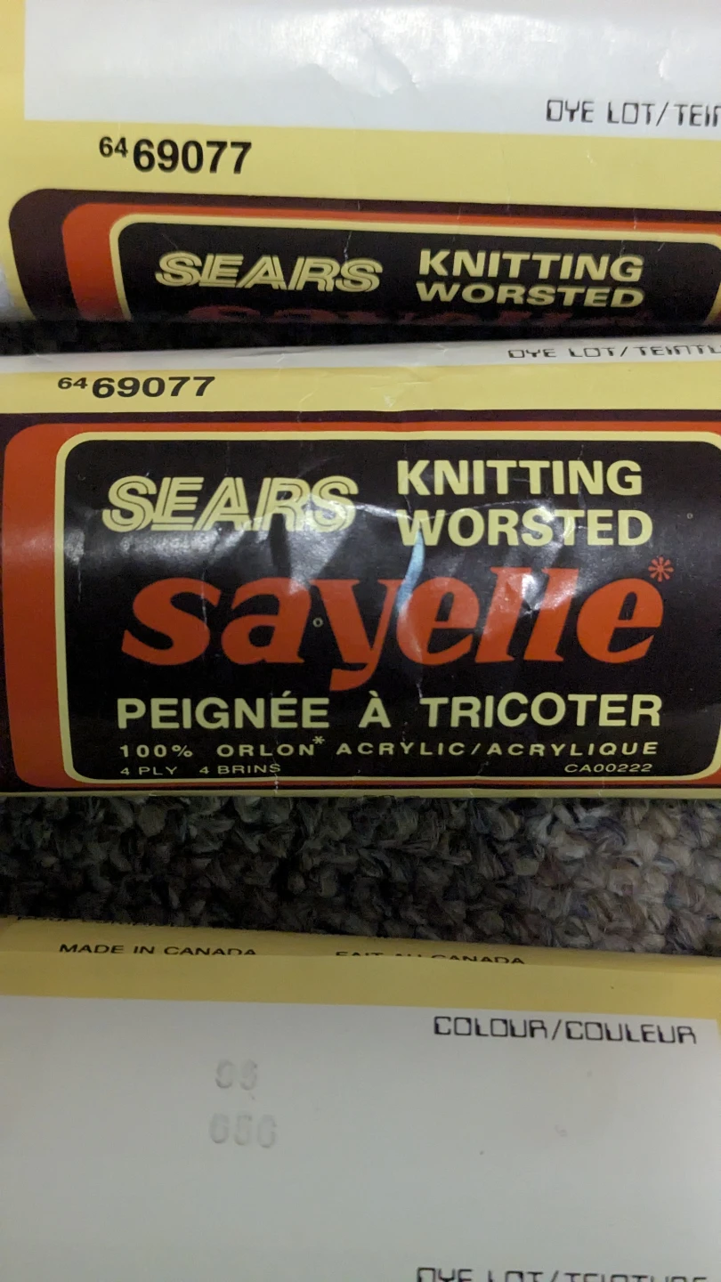Sears Knitting Worsted Sayelle Yarn lot - White - photo 2
