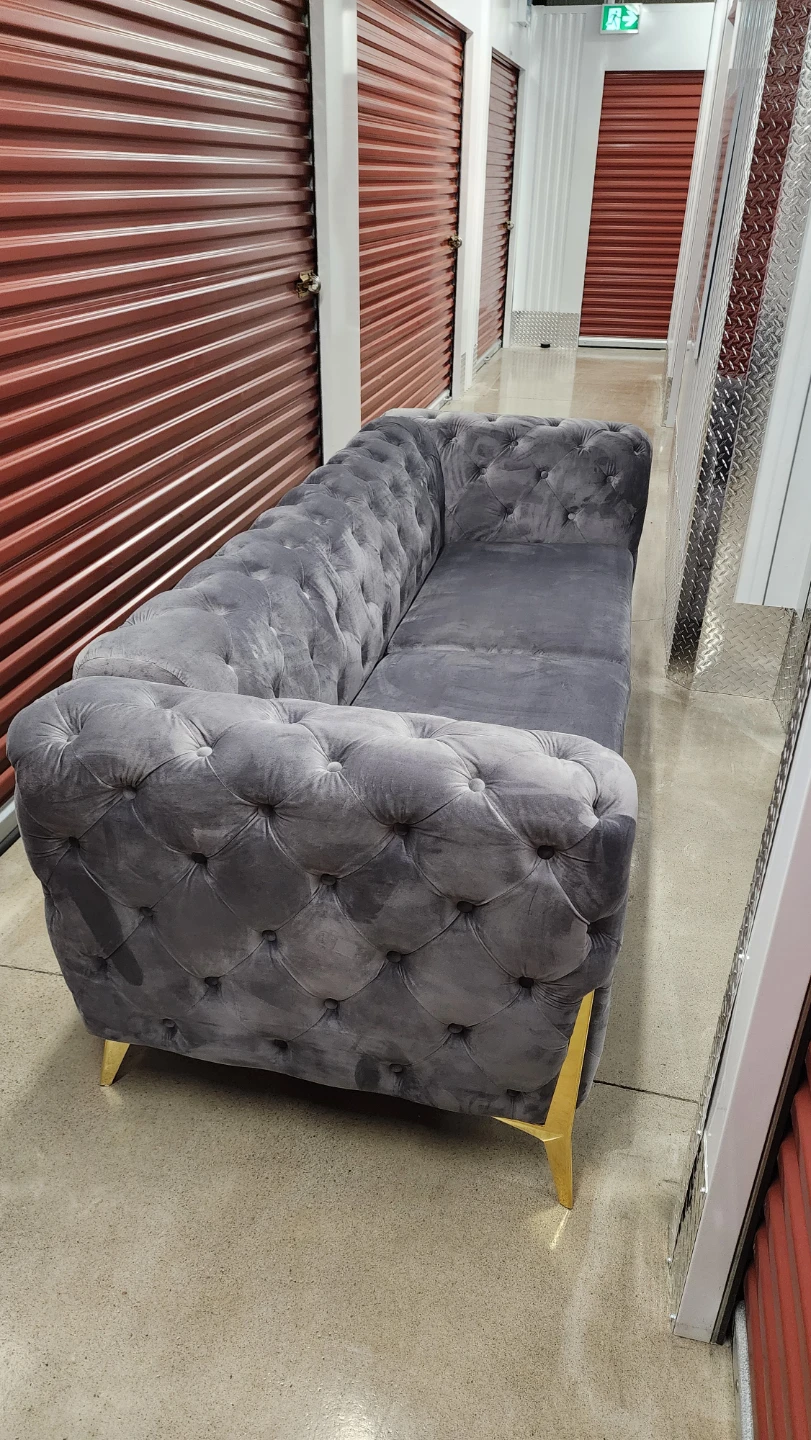 Grey Velvet Tufted Sofa with Gold Legs - photo 3