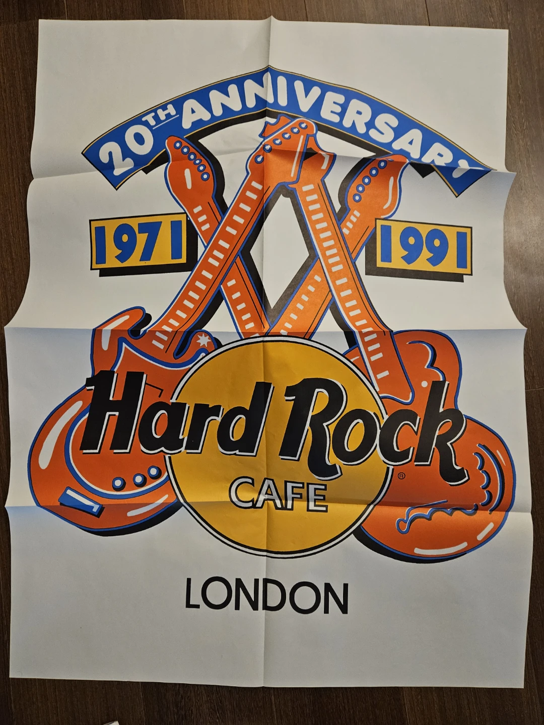 ⚽️ Hard Rock Cafe London 20th Beatles Memorabilia Set - photo 3