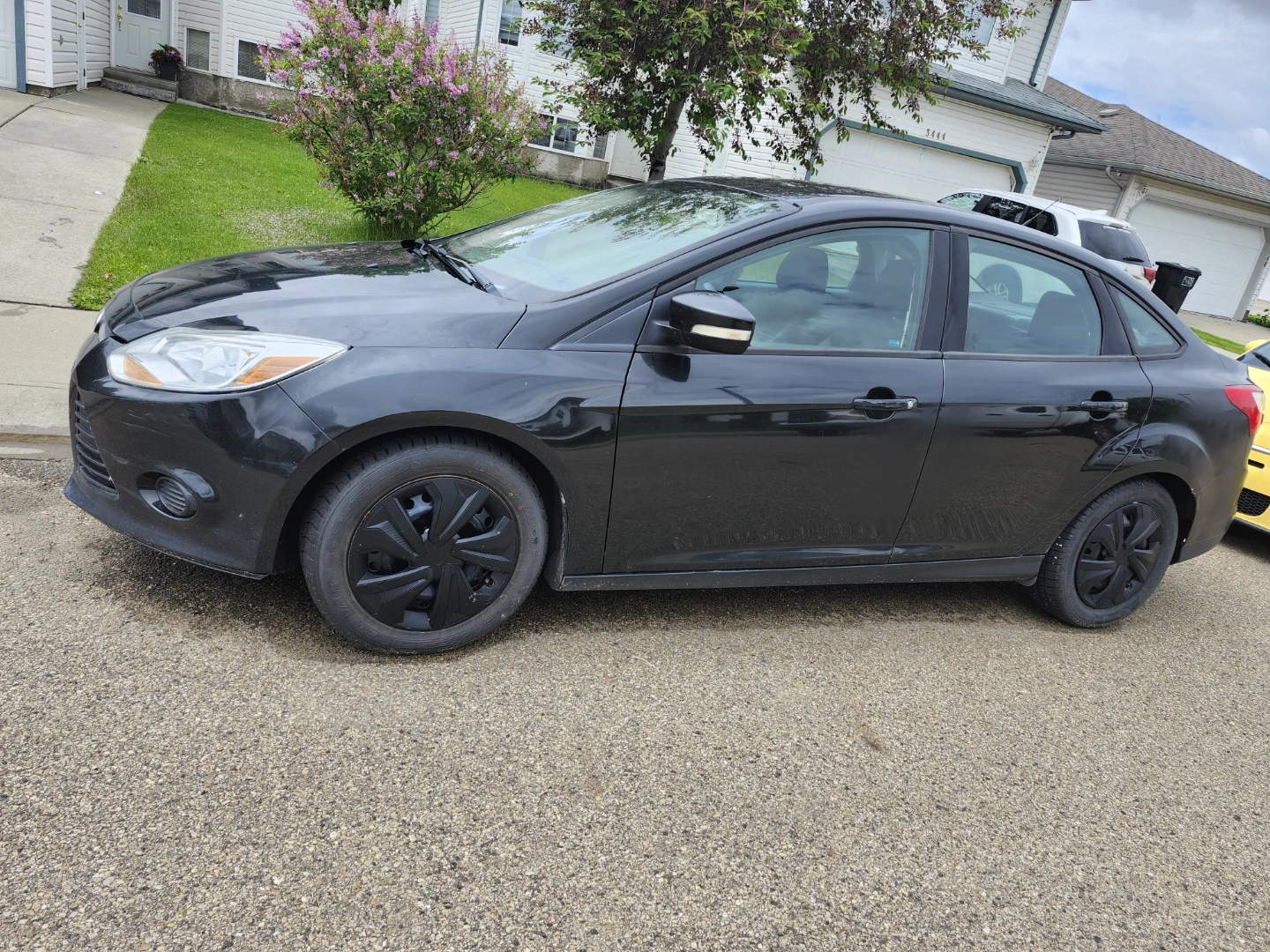 Black Ford Focus Sedan