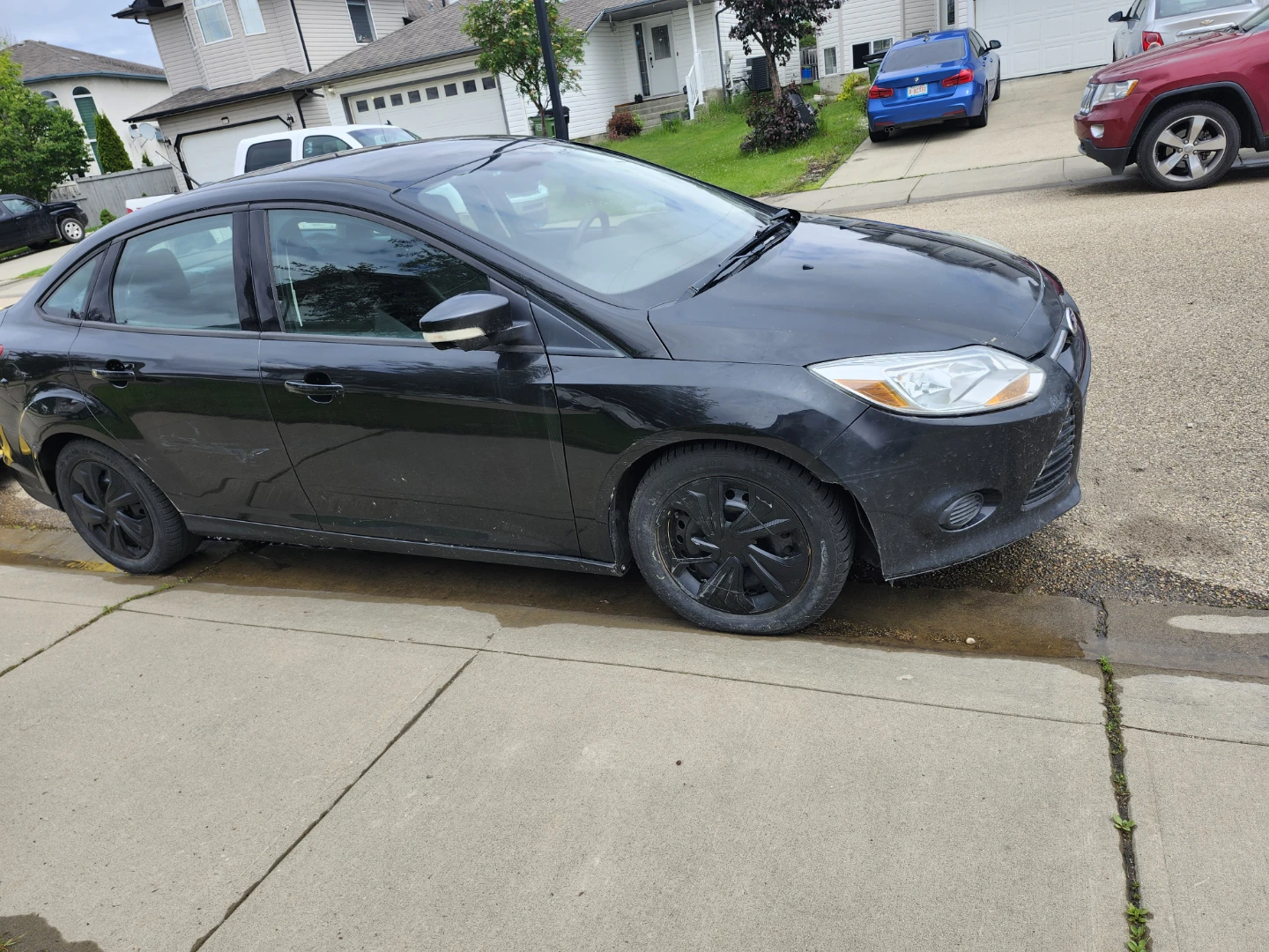 Black Ford Focus Sedan - photo 5